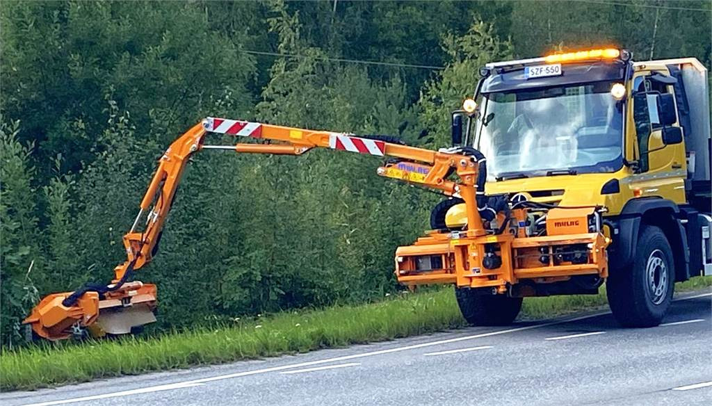Mercedes-Benz UNIMOG U530/3900 - Tiện ích/ Xe đặc dụng: hình 1 Mercedes-Benz UNIMOG U530/3900 - Tiện ích/ Xe đặc dụng: hình 1