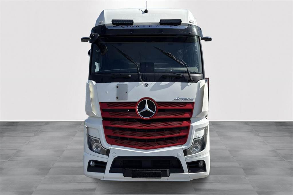 Mercedes-Benz ACTROS 2551LS 6x2/4 Väliteli - Xe đầu kéo: hình 3 Mercedes-Benz ACTROS 2551LS 6x2/4 Väliteli - Xe đầu kéo: hình 3
