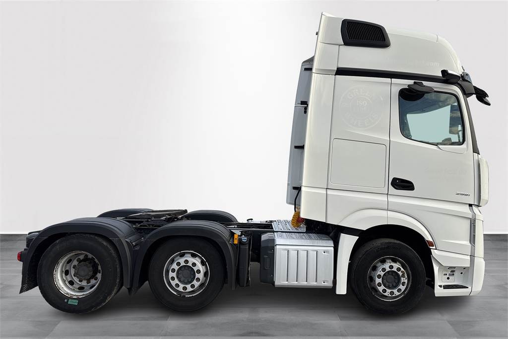 Mercedes-Benz ACTROS 5 2551 LS 6x2 - Xe đầu kéo: hình 4 Mercedes-Benz ACTROS 5 2551 LS 6x2 - Xe đầu kéo: hình 4