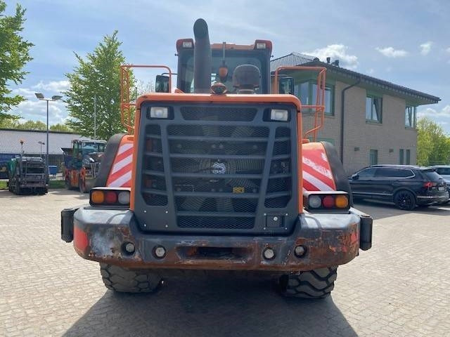 Doosan DL 300-3 (12005349) - Máy xúc lật bánh lốp: hình 4 Doosan DL 300-3 (12005349) - Máy xúc lật bánh lốp: hình 4