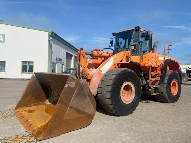 Doosan DL 420 (12005350) - Máy xúc lật bánh lốp: hình 1 Doosan DL 420 (12005350) - Máy xúc lật bánh lốp: hình 1