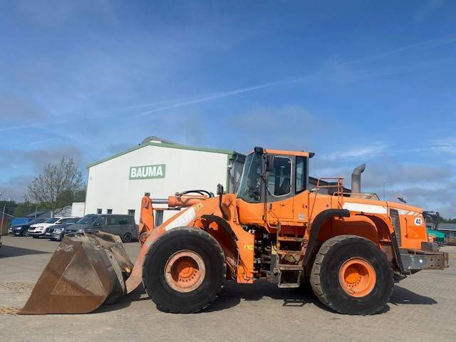 Doosan DL 420 (12005350) - Máy xúc lật bánh lốp: hình 2 Doosan DL 420 (12005350) - Máy xúc lật bánh lốp: hình 2