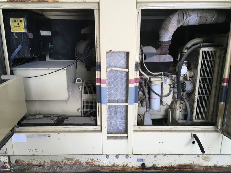 Cummins 6C8.3 GENERATOR 180KVA USED - Bộ phát điện: hình 5 Cummins 6C8.3 GENERATOR 180KVA USED - Bộ phát điện: hình 5