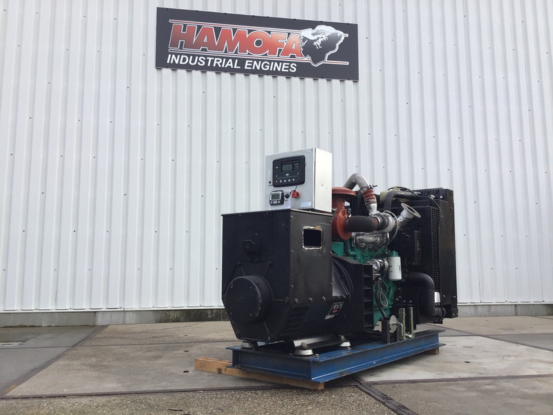 Cummins QSB4.5 GENERATOR 120 KVA USED - Bộ phát điện: hình 4 Cummins QSB4.5 GENERATOR 120 KVA USED - Bộ phát điện: hình 4