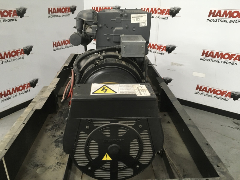 Deutz BF4L2011 GENERATOR 40KVA NEW - Bộ phát điện: hình 3 Deutz BF4L2011 GENERATOR 40KVA NEW - Bộ phát điện: hình 3