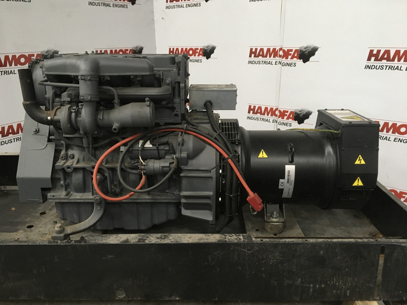 Deutz BF4L2011 GENERATOR 40KVA NEW - Bộ phát điện: hình 2 Deutz BF4L2011 GENERATOR 40KVA NEW - Bộ phát điện: hình 2