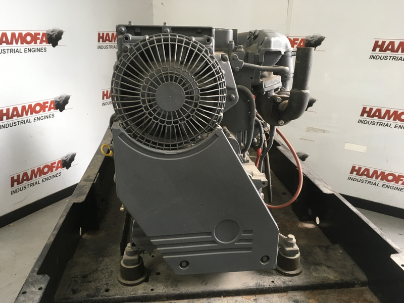 Deutz BF4L2011 GENERATOR 40KVA NEW - Bộ phát điện: hình 4 Deutz BF4L2011 GENERATOR 40KVA NEW - Bộ phát điện: hình 4