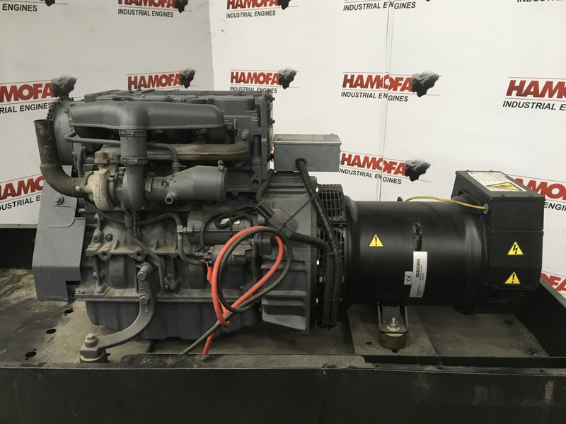 Deutz BF4L2011 GENERATOR 40KVA NEW - Bộ phát điện: hình 2 Deutz BF4L2011 GENERATOR 40KVA NEW - Bộ phát điện: hình 2
