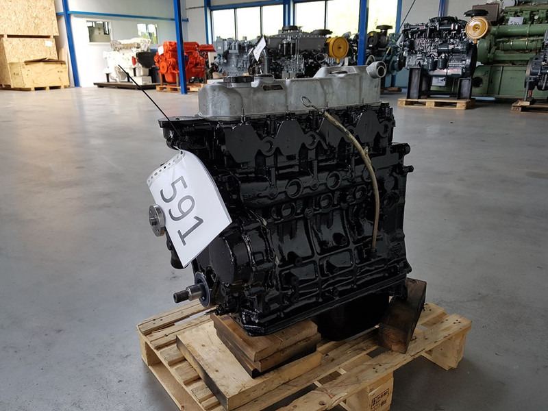 Mitsubishi 4D31 LONG-BLOCK - Máy móc xây dựng: hình 2 Mitsubishi 4D31 LONG-BLOCK - Máy móc xây dựng: hình 2