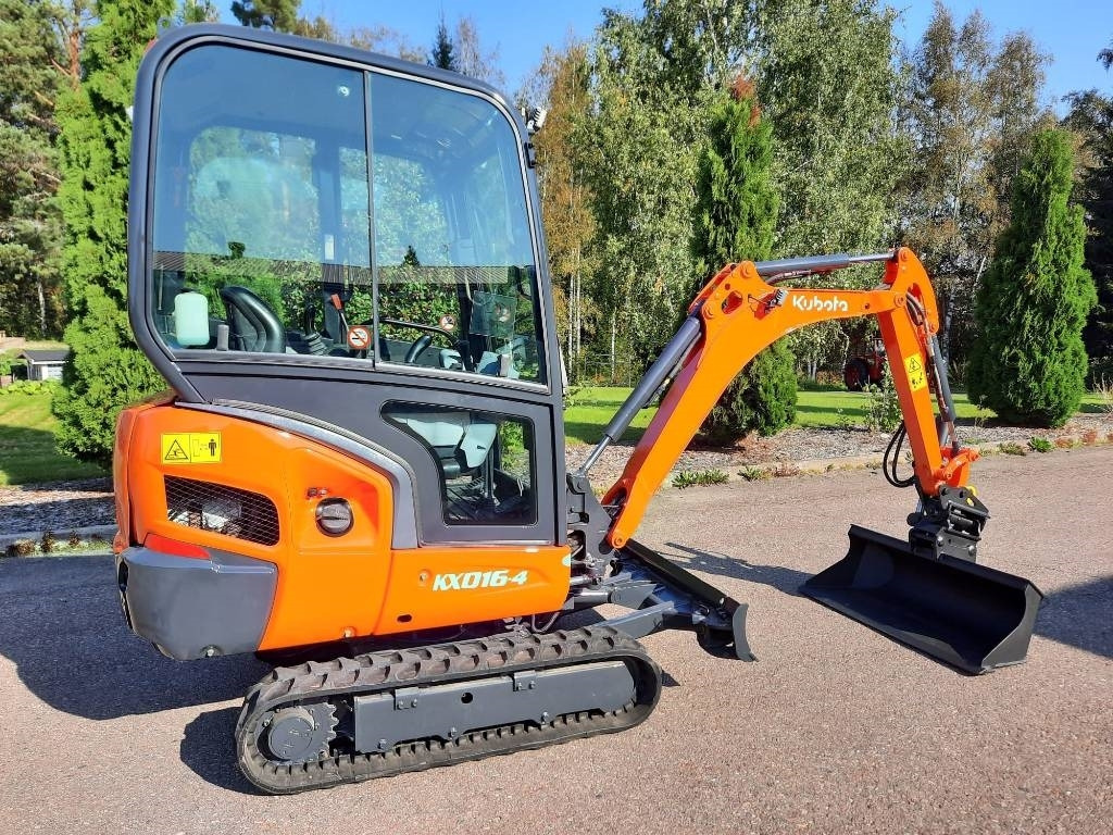 Kubota KX016-4 - Máy xúc mini: hình 2 Kubota KX016-4 - Máy xúc mini: hình 2