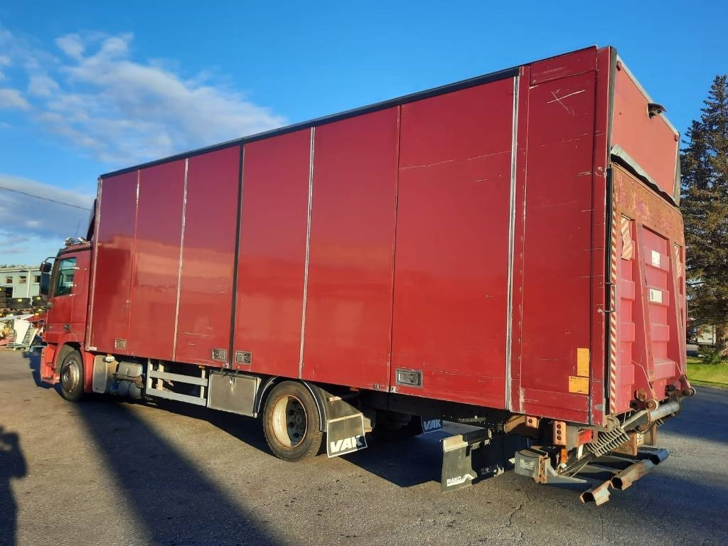 Mercedes-Benz Actros 1832 - Xe tải hộp: hình 4 Mercedes-Benz Actros 1832 - Xe tải hộp: hình 4