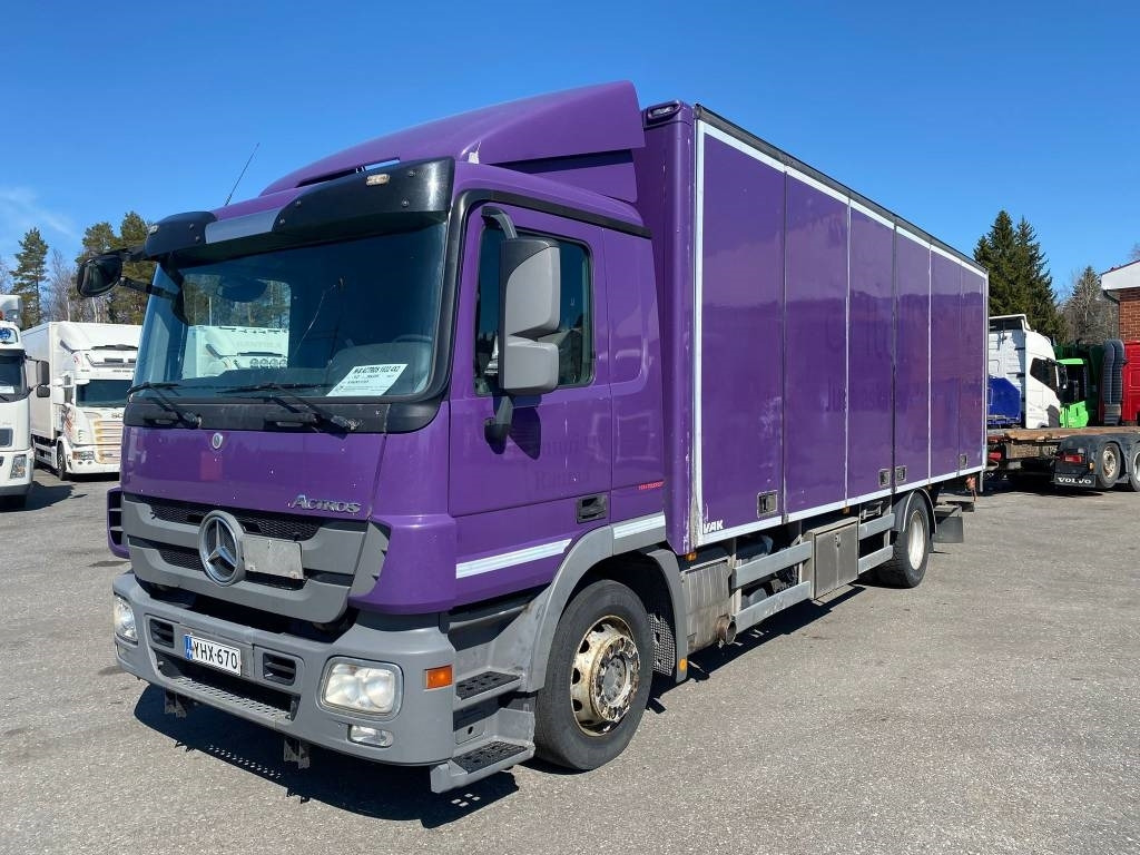 Mercedes-Benz Actros 1832 - Xe tải hộp: hình 1 Mercedes-Benz Actros 1832 - Xe tải hộp: hình 1