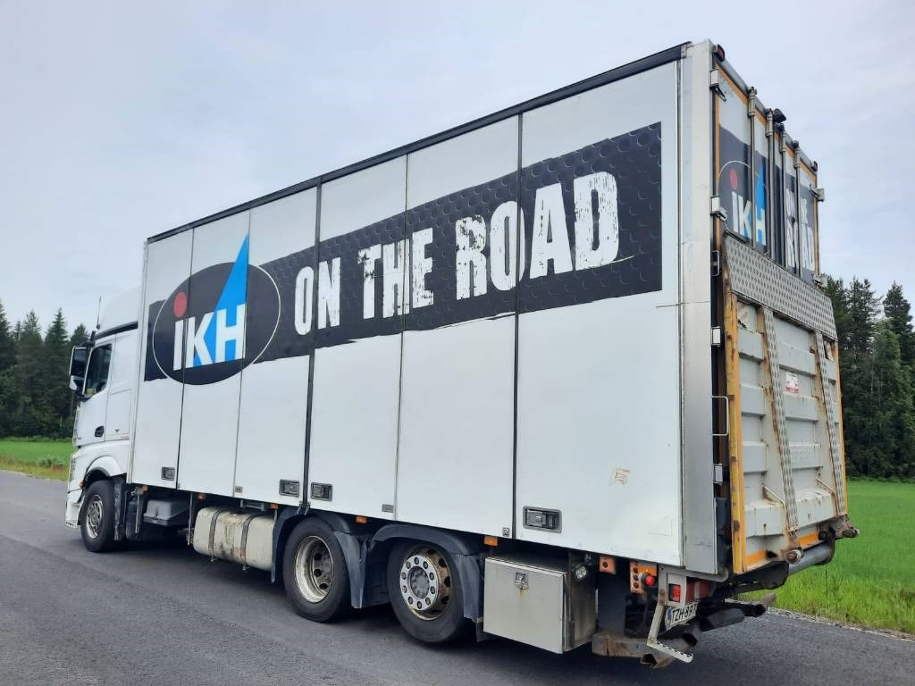 Mercedes-Benz Actros 2551 - Xe tải hộp: hình 3 Mercedes-Benz Actros 2551 - Xe tải hộp: hình 3