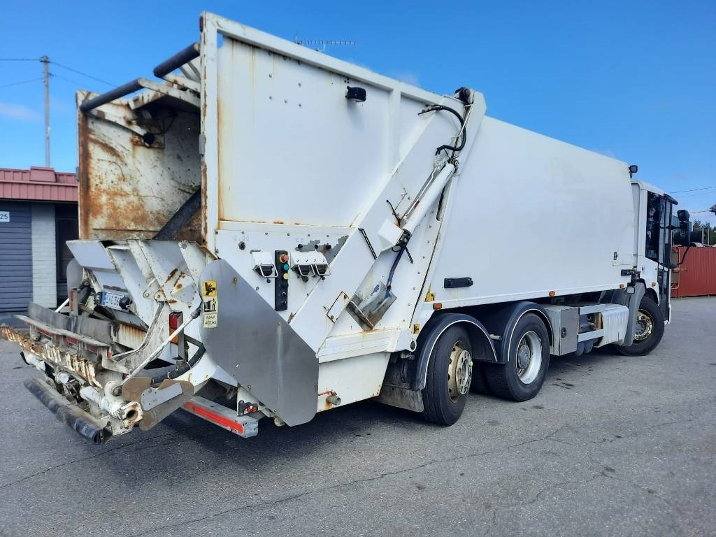 Mercedes-Benz Econic 2635 - Xe tải chở rác: hình 3 Mercedes-Benz Econic 2635 - Xe tải chở rác: hình 3