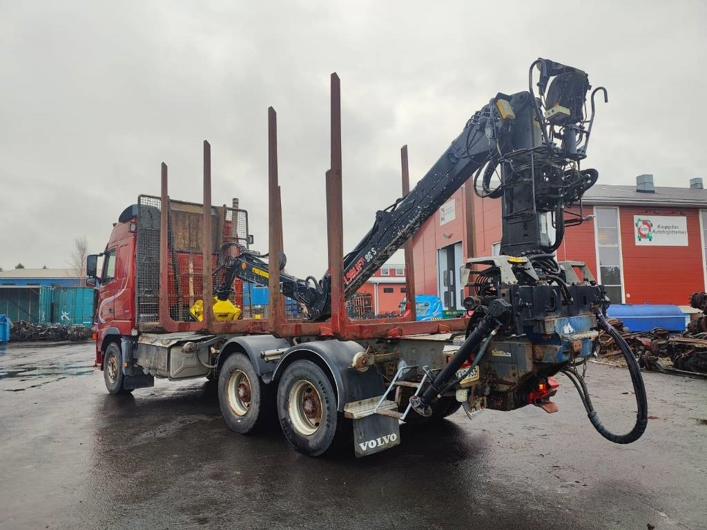 Volvo FH 16 - Xe chở gỗ: hình 3 Volvo FH 16 - Xe chở gỗ: hình 3