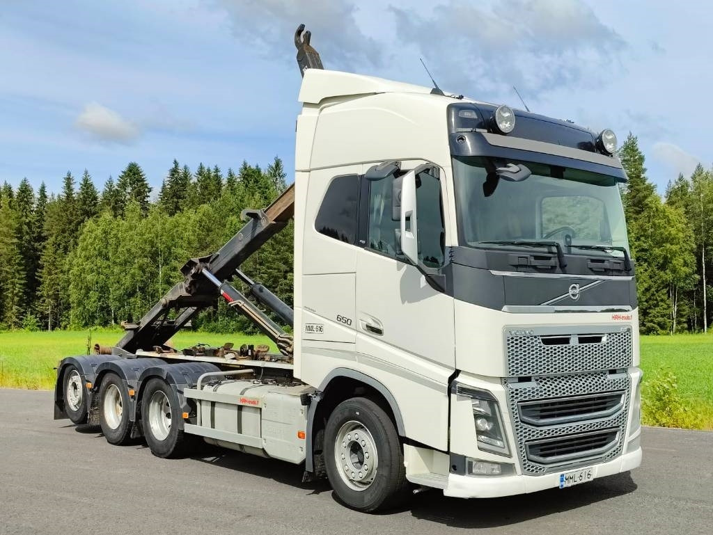 Volvo FH 16 - Xe tải nâng móc: hình 2 Volvo FH 16 - Xe tải nâng móc: hình 2