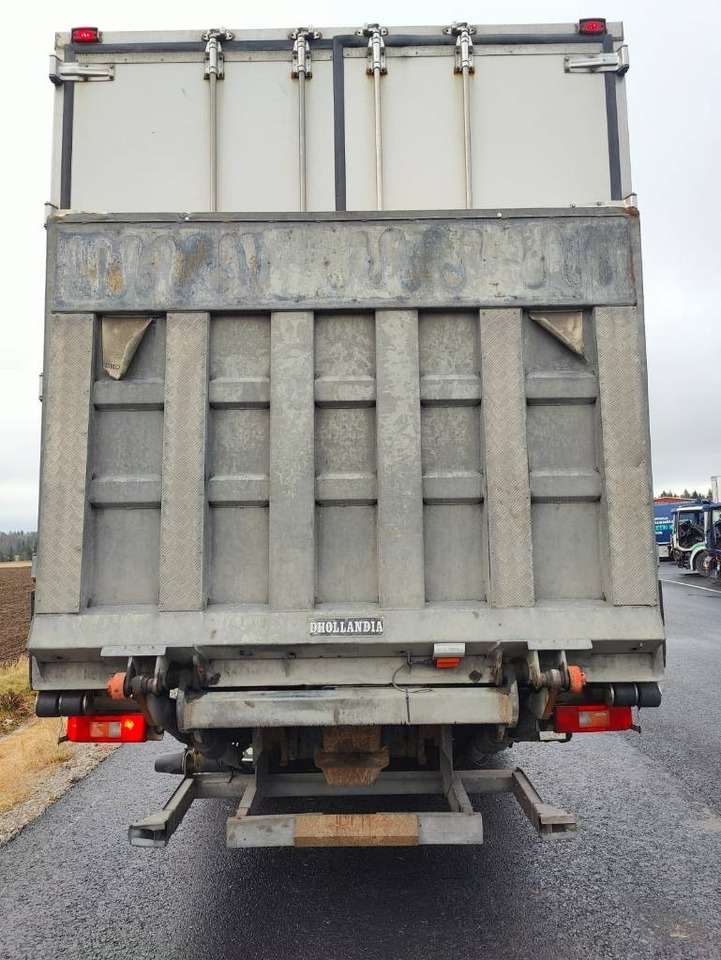 Volvo FM 13 - Xe tải hộp: hình 5 Volvo FM 13 - Xe tải hộp: hình 5