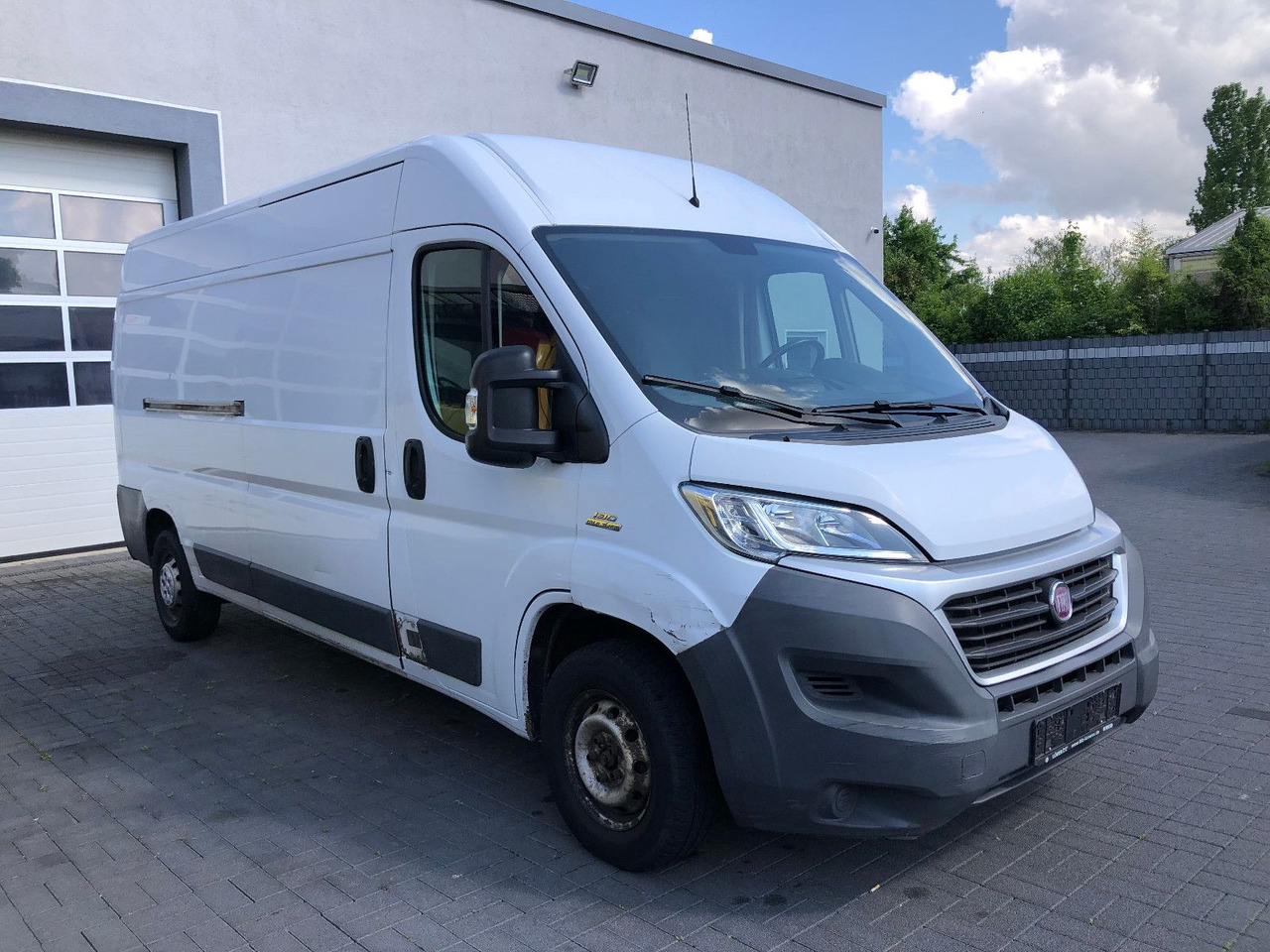 Fiat Ducato 2,3 JTD, 35 130 L4H2 RS: 4035 mm - Xe van chở hàng: hình 3 Fiat Ducato 2,3 JTD, 35 130 L4H2 RS: 4035 mm - Xe van chở hàng: hình 3