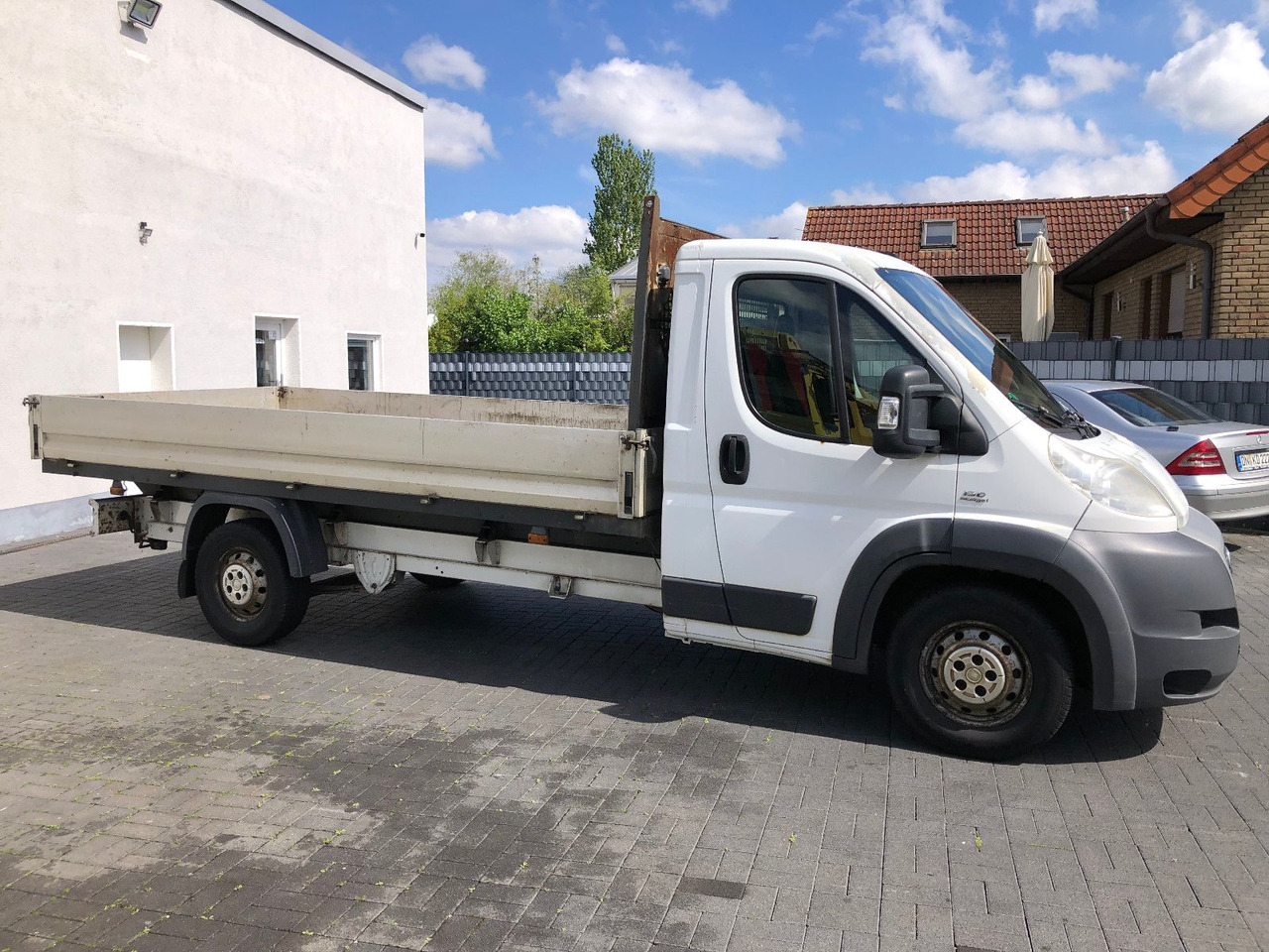 Fiat Ducato 2.3 Maxi Pritsche 35 130 L5 - Xe tải nhỏ phẳng: hình 5 Fiat Ducato 2.3 Maxi Pritsche 35 130 L5 - Xe tải nhỏ phẳng: hình 5