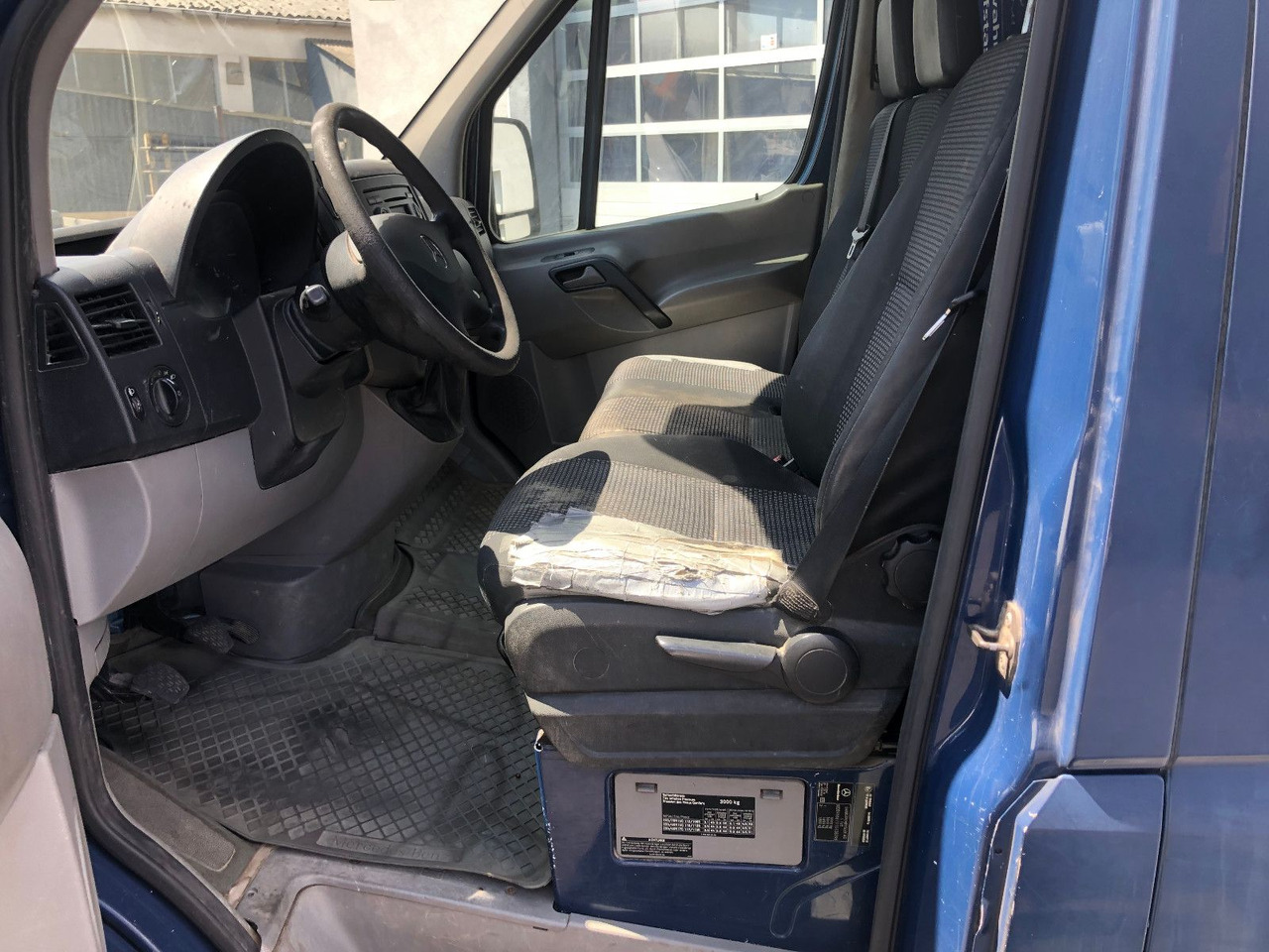 Xe van nhỏ gọn Mercedes-Benz Sprinter II Kasten 209 CDI: hình 11