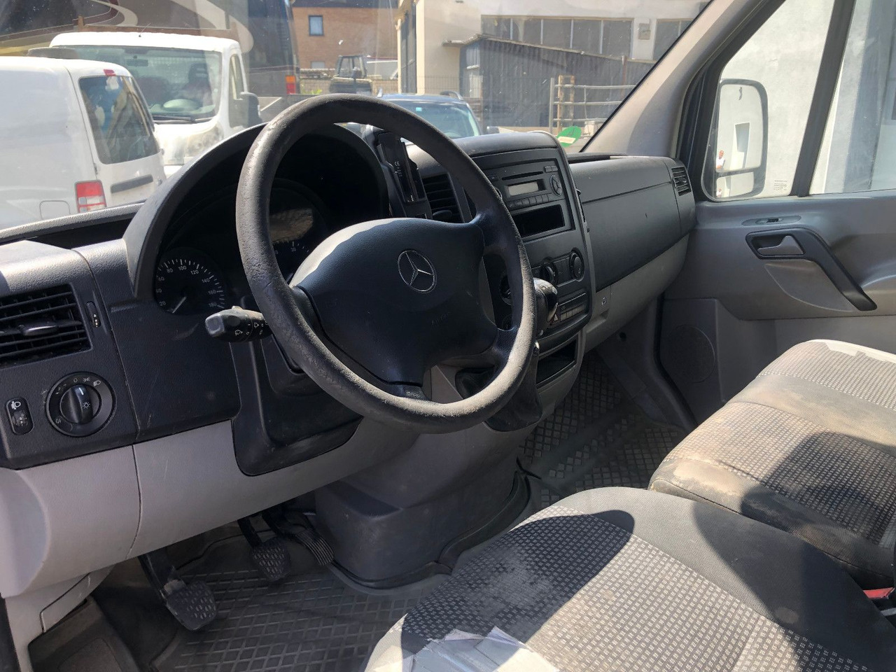 Xe van nhỏ gọn Mercedes-Benz Sprinter II Kasten 209 CDI: hình 12