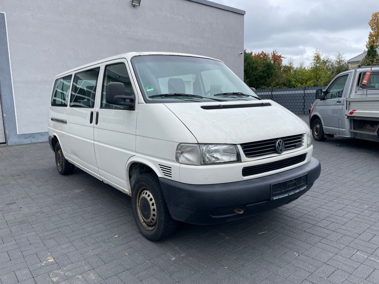 Volkswagen T4 Caravelle 2,5 TDI 75kW syncro lang, 9-Sitzer - Xe van chở khách: hình 1 Volkswagen T4 Caravelle 2,5 TDI 75kW syncro lang, 9-Sitzer - Xe van chở khách: hình 1