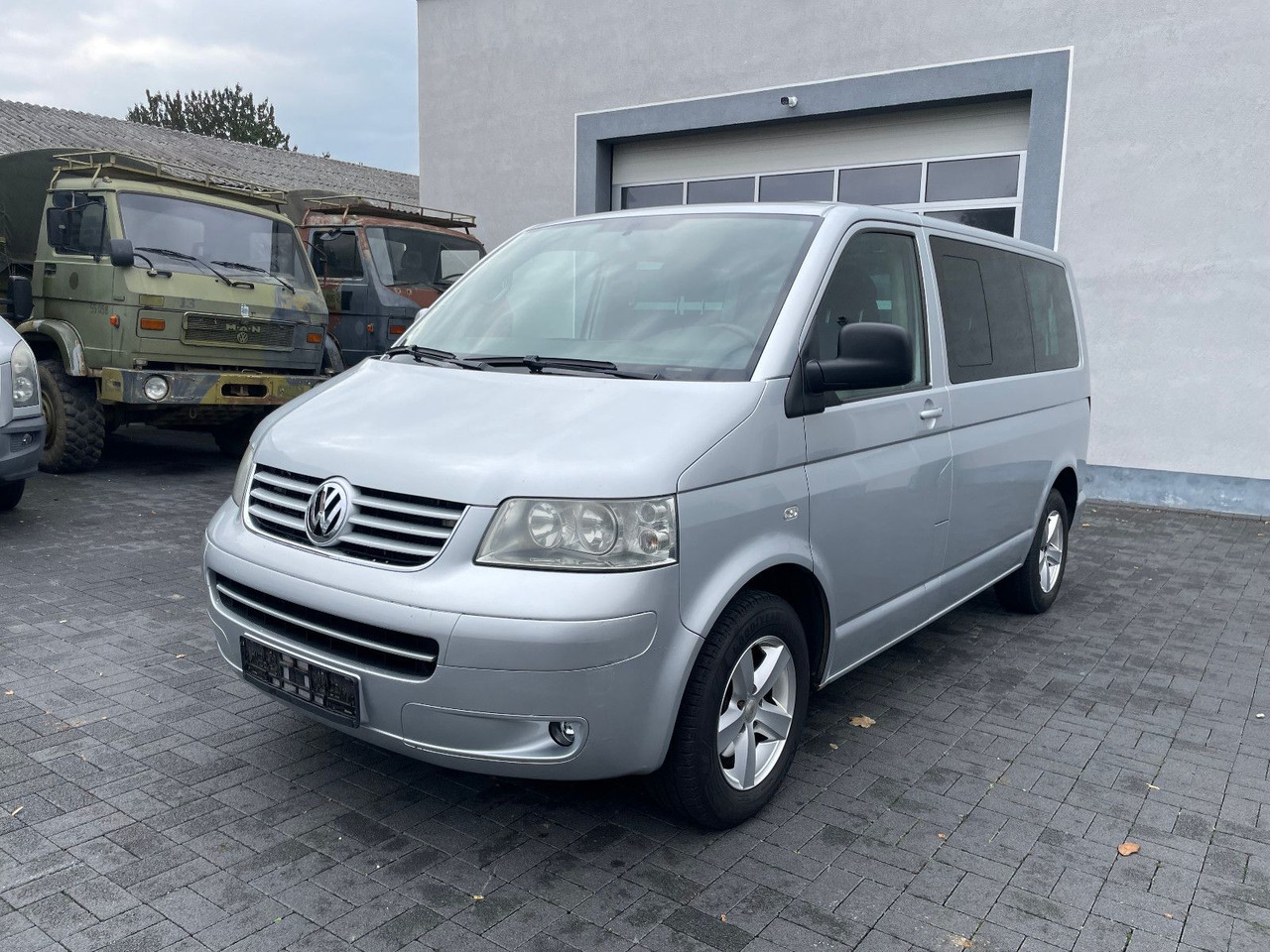 Volkswagen T5 2.5 TDi Caravelle 4Motion 8-Sitzer - Xe van chở khách: hình 3 Volkswagen T5 2.5 TDi Caravelle 4Motion 8-Sitzer - Xe van chở khách: hình 3