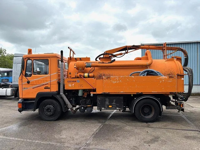 MAN F 15.192 (6-CILINDER) WITH GEESINK VACUUM TANK (MANUAL GEARBOX / P.T.O.) ORIGINAL DUTCH TRUCK - Xe tải chân không: hình 5 MAN F 15.192 (6-CILINDER) WITH GEESINK VACUUM TANK (MANUAL GEARBOX / P.T.O.) ORIGINAL DUTCH TRUCK - Xe tải chân không: hình 5
