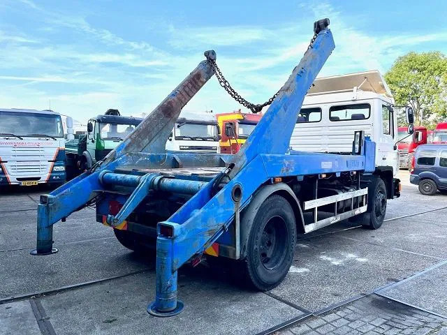 MAN F 18.232 (6 CILINDER) M90 WITH TELESCOPIC CONTAINER SYSTEM (8 GEARS MANUAL GEARBOX / EURO 1 (MECHANICAL PUMP AND INJECTORS)) - Xe tải chở thùng nhỏ: hình 3 MAN F 18.232 (6 CILINDER) M90 WITH TELESCOPIC CONTAINER SYSTEM (8 GEARS MANUAL GEARBOX / EURO 1 (MECHANICAL PUMP AND INJECTORS)) - Xe tải chở thùng nhỏ: hình 3