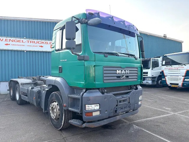 MAN TGA 26.360BB 6x4 FULL STEEL MULTILIFT HOOK-ARM (ZF16 MANUAL GEARBOX / FULL STEEL SUSPENSION / REDUCTION AXLES / AIRCONDITIONING) - Xe tải nâng móc: hình 2 MAN TGA 26.360BB 6x4 FULL STEEL MULTILIFT HOOK-ARM (ZF16 MANUAL GEARBOX / FULL STEEL SUSPENSION / REDUCTION AXLES / AIRCONDITIONING) - Xe tải nâng móc: hình 2