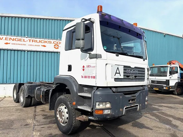 MAN TGA 33.460 6x4 FULL STEEL CHASSIS (6-CILINDER HEADS) (ZF16 MANUAL GEARBOX / FULL STEEL SUSPENSION / REDUCTIONS AXLES / AIRCONDIT - Xe tải khung gầm: hình 2 MAN TGA 33.460 6x4 FULL STEEL CHASSIS (6-CILINDER HEADS) (ZF16 MANUAL GEARBOX / FULL STEEL SUSPENSION / REDUCTIONS AXLES / AIRCONDIT - Xe tải khung gầm: hình 2