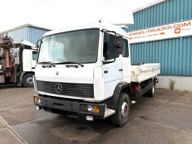 Mercedes-Benz 1117 K 6-CILINDER SLEEPERCAB (8 WHEEL NUTS / FULL STEEL SUSPENSION / MANUAL GEARBOX) - Xe tải thùng lửng/ Phẳng: hình 1 Mercedes-Benz 1117 K 6-CILINDER SLEEPERCAB (8 WHEEL NUTS / FULL STEEL SUSPENSION / MANUAL GEARBOX) - Xe tải thùng lửng/ Phẳng: hình 1