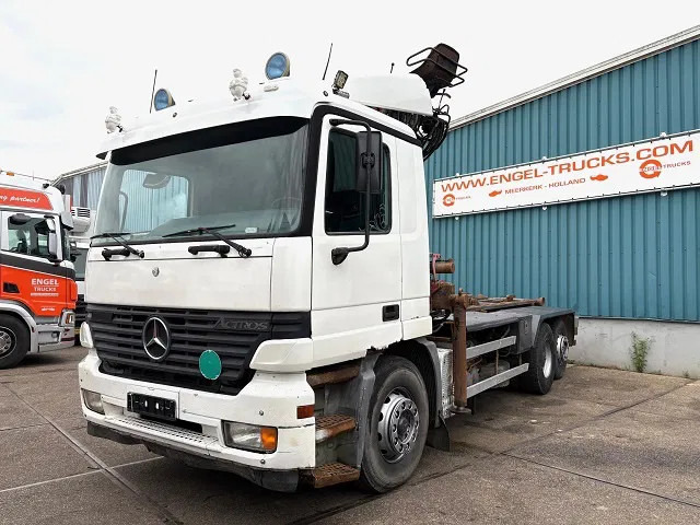 Mercedes-Benz Actros 2540 L 6x2 MP1 WITH V-CRANE & HOOK-ARM SYSTEM (EPS WITH CLUTCH (3 PEDALS) / REDUCTION AXLE / STEEL-/AIR SUSPENSION / P.T. - Xe tải nâng móc, Xe cẩu tự hành: hình 1 Mercedes-Benz Actros 2540 L 6x2 MP1 WITH V-CRANE & HOOK-ARM SYSTEM (EPS WITH CLUTCH (3 PEDALS) / REDUCTION AXLE / STEEL-/AIR SUSPENSION / P.T. - Xe tải nâng móc, Xe cẩu tự hành: hình 1