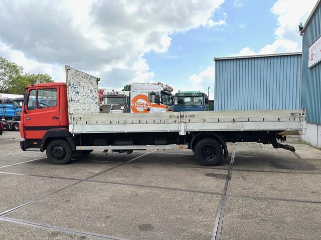 Mercedes-Benz LK 814 (6-CILINDER) WITH OPEN (TENT) BOX & ALUMNIUM SIDE BORDS (MANUAL GEARBOX / 3TH SEAT IN CABIN) - Xe tải thùng lửng/ Phẳng: hình 5 Mercedes-Benz LK 814 (6-CILINDER) WITH OPEN (TENT) BOX & ALUMNIUM SIDE BORDS (MANUAL GEARBOX / 3TH SEAT IN CABIN) - Xe tải thùng lửng/ Phẳng: hình 5