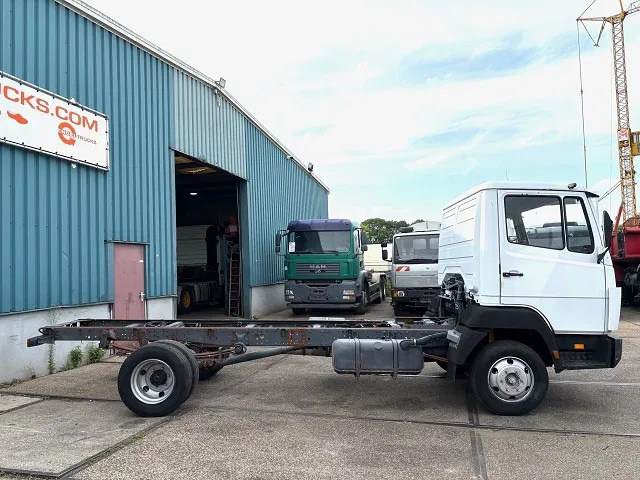 Mercedes-Benz LK 914 4x2 FULL STEEL CHASSIS (6-CILINDER / MANUAL GEARBOX / FULL STEEL SUSPENSION) - Xe tải khung gầm: hình 4 Mercedes-Benz LK 914 4x2 FULL STEEL CHASSIS (6-CILINDER / MANUAL GEARBOX / FULL STEEL SUSPENSION) - Xe tải khung gầm: hình 4