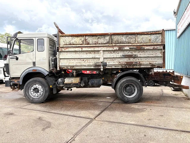 Mercedes-Benz SK 1838 K V8 4x2 FULL STEEL KIPPER (ZF16 MANUAL GEARBOX / FULL STEEL SUSPENSION / REDUCTION AXLE / P.T.O.) - Xe ben: hình 4 Mercedes-Benz SK 1838 K V8 4x2 FULL STEEL KIPPER (ZF16 MANUAL GEARBOX / FULL STEEL SUSPENSION / REDUCTION AXLE / P.T.O.) - Xe ben: hình 4