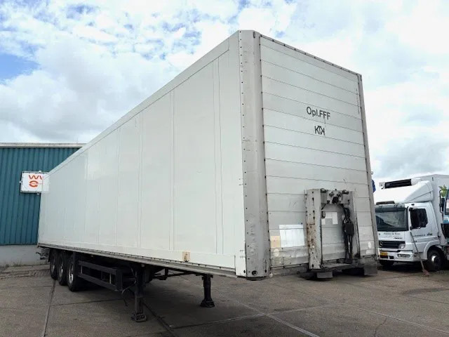 Schmitz Cargobull SKO 24 DOUBLE STOCK CLOSED BOX (BPW-AXLES / DRUM BRAKS / ABS-EBS BRAKES) - Sơ mi rơ moóc hộp kín: hình 2 Schmitz Cargobull SKO 24 DOUBLE STOCK CLOSED BOX (BPW-AXLES / DRUM BRAKS / ABS-EBS BRAKES) - Sơ mi rơ moóc hộp kín: hình 2