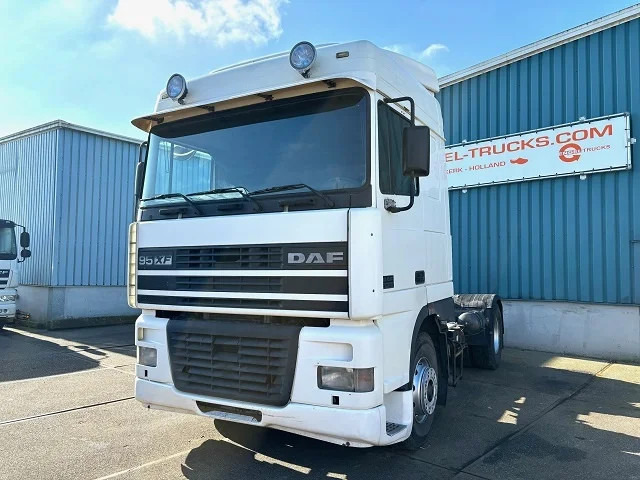 DAF 95.380 XF SPACECAB (EURO 2 / ZF16 MANUAL GEARBOX / D.E.B. ENGINE BRAKE / AIRCONDITIONING) - Xe đầu kéo: hình 1 DAF 95.380 XF SPACECAB (EURO 2 / ZF16 MANUAL GEARBOX / D.E.B. ENGINE BRAKE / AIRCONDITIONING) - Xe đầu kéo: hình 1