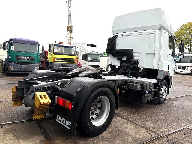 DAF CF 85.460 SPACECAB 4x2 (AS-TRONIC / MX-BRAKE / AIRCONDITIONING / ADR-VLG / FRIDGE / EURO 5 / ETC.) - Xe đầu kéo: hình 3 DAF CF 85.460 SPACECAB 4x2 (AS-TRONIC / MX-BRAKE / AIRCONDITIONING / ADR-VLG / FRIDGE / EURO 5 / ETC.) - Xe đầu kéo: hình 3