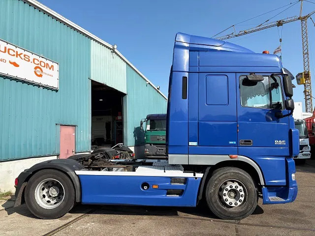 DAF XF 105.460 ATE SPACECAB (ZF16 MANUAL GEARBOX / HYDRAULIC KIT / P.T.O. / ADR-VLG / FULL SPOILERSET / FRIDGE) - Xe đầu kéo: hình 4 DAF XF 105.460 ATE SPACECAB (ZF16 MANUAL GEARBOX / HYDRAULIC KIT / P.T.O. / ADR-VLG / FULL SPOILERSET / FRIDGE) - Xe đầu kéo: hình 4