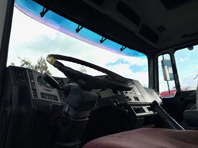 Xe đầu kéo MAN 33.373 DFT 6x4 FULL STEEL SUSPENSION (13.000 AXLES / ZF16 MANUAL GEARBOX / REDUCTION AXLES / FULL STEEL SUSPENSION): hình 12