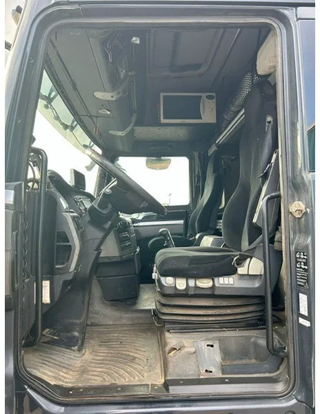Cho thuê MAN TGX 26.480BLS XLX 6x2 (ZF16 MANUAL GEARBOX / EURO 5 / SLIDING FIFTH WHEEL / LIFT-AXLE / STEERING AXLE / AIRCONDITIONING) MAN TGX 26.480BLS XLX 6x2 (ZF16 MANUAL GEARBOX / EURO 5 / SLIDING FIFTH WHEEL / LIFT-AXLE / STEERING AXLE / AIRCONDITIONING): hình 9