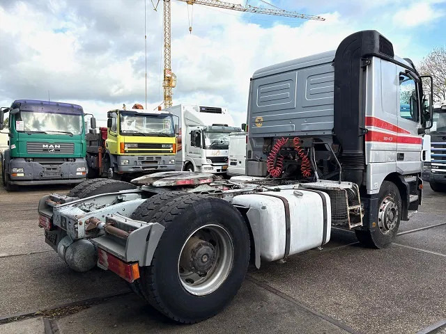 Mercedes-Benz Actros 1843 LS SLEEPERCAB (MP1) (ZF16 MANUAL GEARBOX / REDUCTION AXLE / AIRCONDITIONING / ETC.) - Xe đầu kéo: hình 3 Mercedes-Benz Actros 1843 LS SLEEPERCAB (MP1) (ZF16 MANUAL GEARBOX / REDUCTION AXLE / AIRCONDITIONING / ETC.) - Xe đầu kéo: hình 3