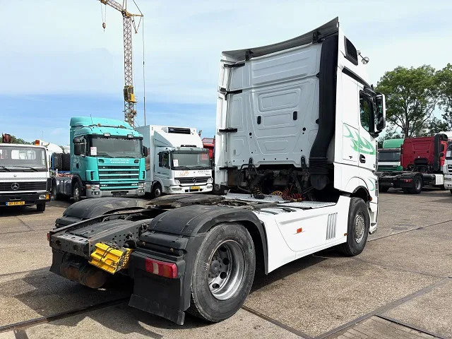 Mercedes-Benz Actros 1845 LS BIGSPACE (RETARDER / EURO 5 / TELLIGENT GEARBOX / FULL SPOILERSET / 2x DIESELTANK / AIRCONDITIONING) - Xe đầu kéo: hình 3 Mercedes-Benz Actros 1845 LS BIGSPACE (RETARDER / EURO 5 / TELLIGENT GEARBOX / FULL SPOILERSET / 2x DIESELTANK / AIRCONDITIONING) - Xe đầu kéo: hình 3