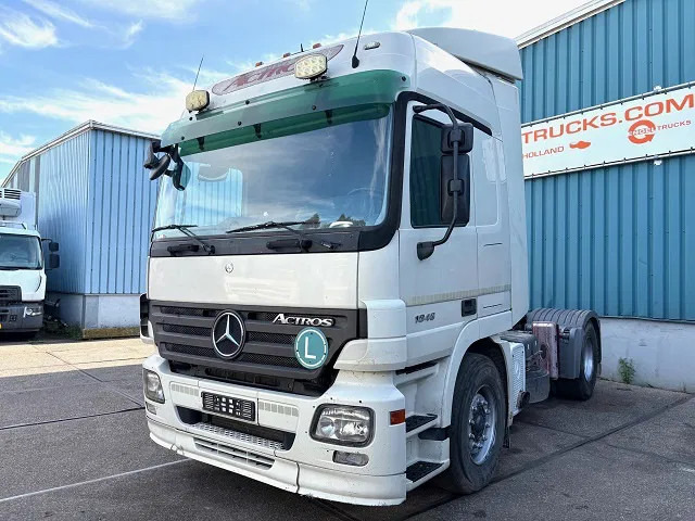 Mercedes-Benz Actros 1846 LS (MP2) (EPS WITH CLUTCH / RETARDER / 3-PEDALS/ AIRCONDITIONING / ETC) - Xe đầu kéo: hình 1 Mercedes-Benz Actros 1846 LS (MP2) (EPS WITH CLUTCH / RETARDER / 3-PEDALS/ AIRCONDITIONING / ETC) - Xe đầu kéo: hình 1