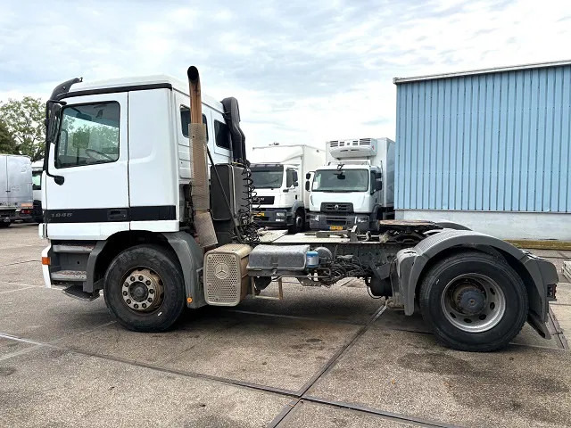 Mercedes-Benz Actros 1848 LS (MP1) 4x2 TRACTOR (EPS WITH CLUTCH / RUDUCTION AXLE / HYDRAULIC KIT / AIRCONDITIONING / ETC) - Xe đầu kéo: hình 5 Mercedes-Benz Actros 1848 LS (MP1) 4x2 TRACTOR (EPS WITH CLUTCH / RUDUCTION AXLE / HYDRAULIC KIT / AIRCONDITIONING / ETC) - Xe đầu kéo: hình 5