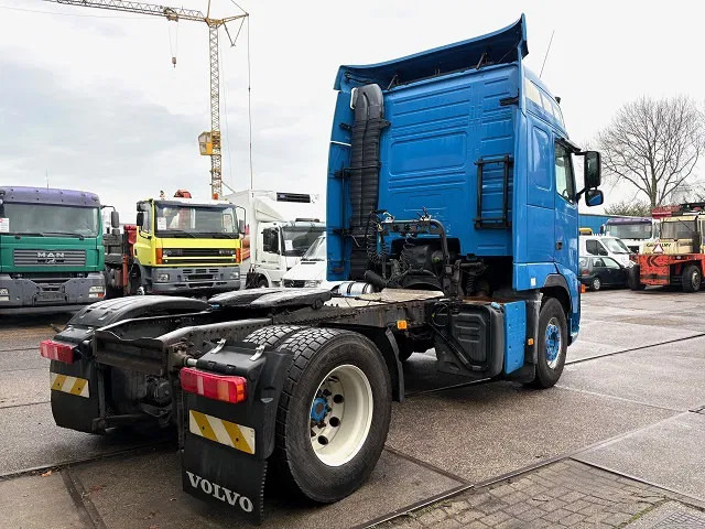 Volvo FH 400 GLOBETROTTER (VIN: 7B446149 / I-SHIFT / ADR-VLG / AIRCONDITIONING / COMPLETE SPOILERSET ON CABIN) - Xe đầu kéo: hình 3 Volvo FH 400 GLOBETROTTER (VIN: 7B446149 / I-SHIFT / ADR-VLG / AIRCONDITIONING / COMPLETE SPOILERSET ON CABIN) - Xe đầu kéo: hình 3