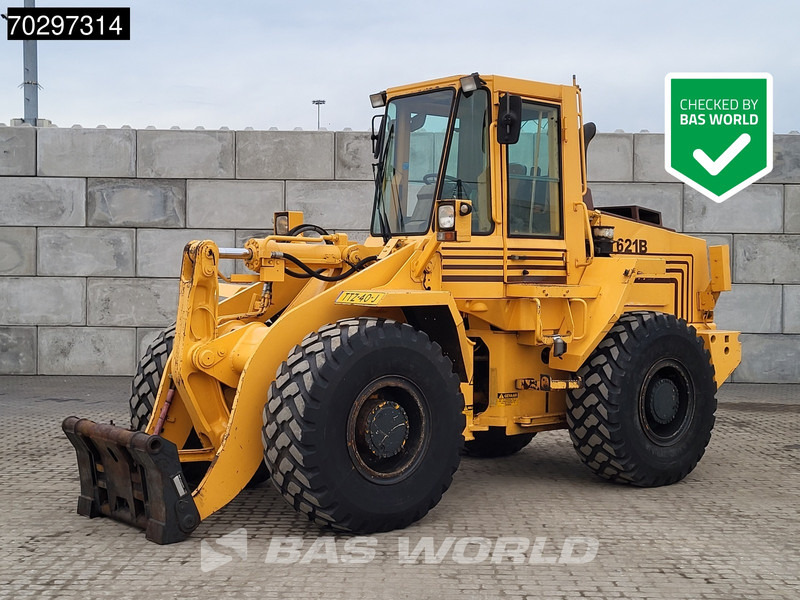 Case 612 B - Máy xúc lật bánh lốp: hình 1 Case 612 B - Máy xúc lật bánh lốp: hình 1