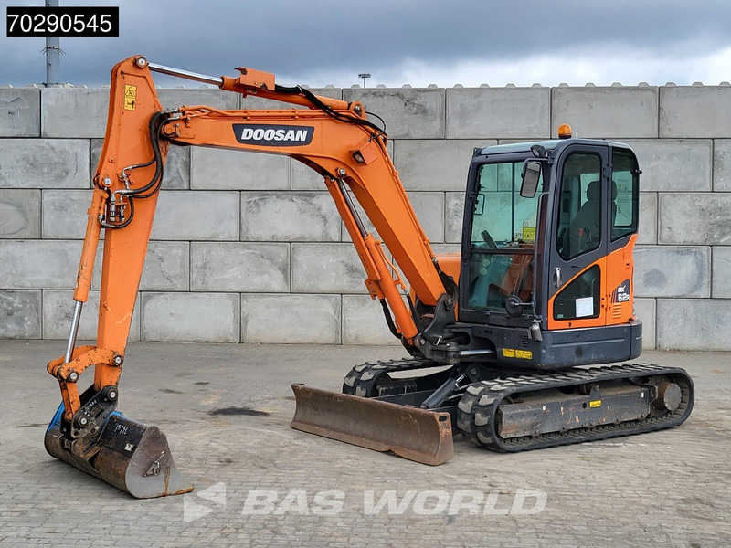 Doosan DX62R-3 3 BUCKETS - A/C - Máy xúc mini: hình 3 Doosan DX62R-3 3 BUCKETS - A/C - Máy xúc mini: hình 3
