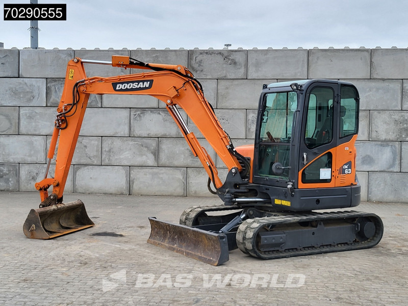 Doosan DX63-3 3 BUCKETS - A/C - Máy xúc mini: hình 2 Doosan DX63-3 3 BUCKETS - A/C - Máy xúc mini: hình 2
